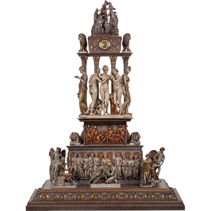 Beech clock "Farnese Bull"