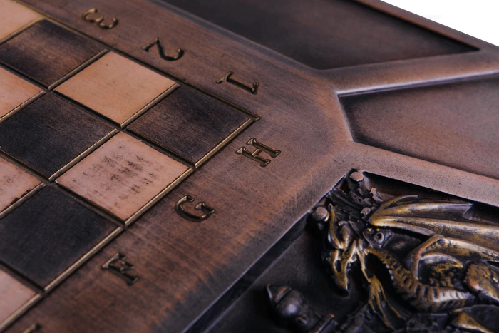 A chess table made of beech "Dragon"