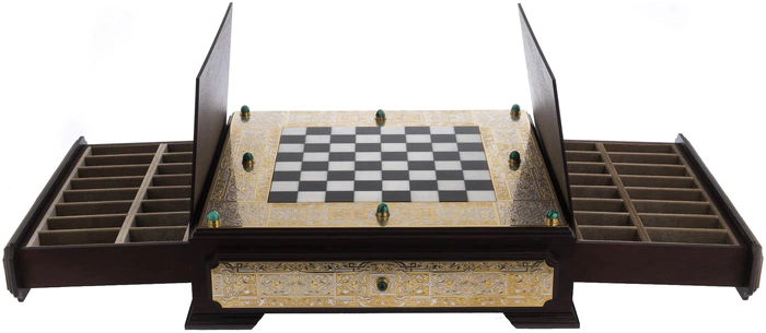Шахматный ларец из малахита, белого мрамора и долерита "Элита" Златоуст