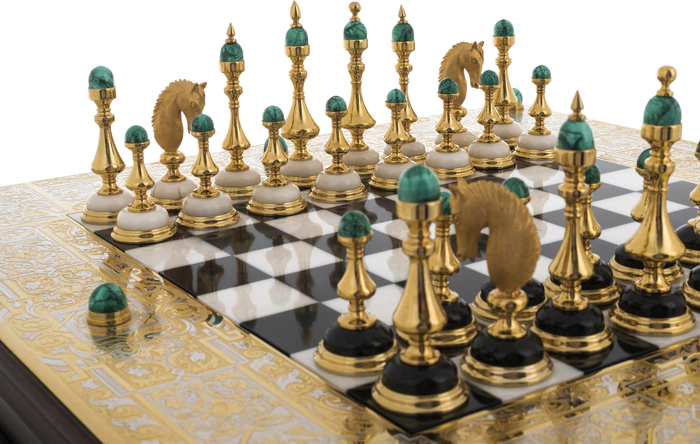 Шахматный ларец из малахита, белого мрамора и долерита "Элита" Златоуст
