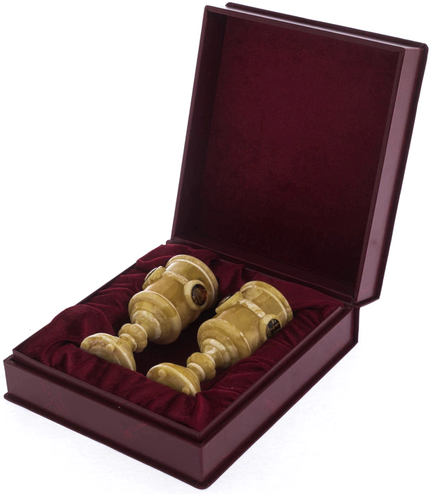 Set of amber cups "Two capitals"