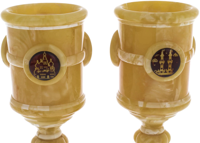 Set of amber cups "Two capitals"