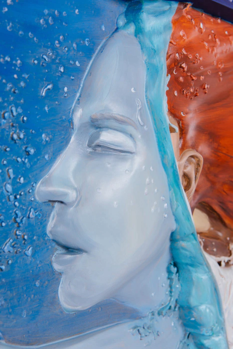 Linden panel "Woman on the water"