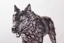 Статуэтка из бука "Волк" на подставке