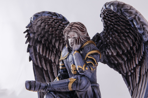 Beech statuette "Heavenly Warrior"