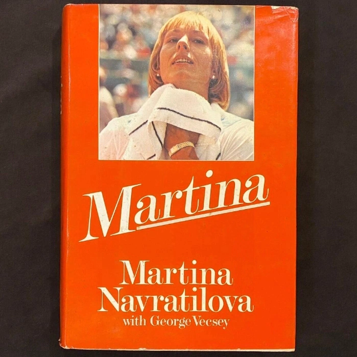 Книга «Мартина» с автографом Мартины Навратиловой
