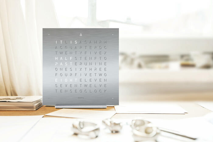 Table clock "QlockTwo Touch" (silver)