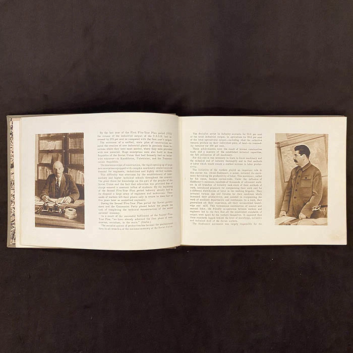 Книга "The Soviet Worker", Moscow and Leningrad, 1939 г.