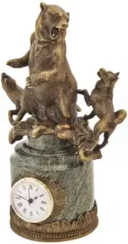 Часы каминные "Охота на медведя"