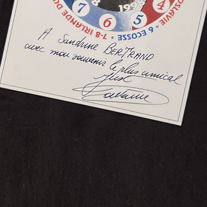 An autographed postcard by Juste Fontaine