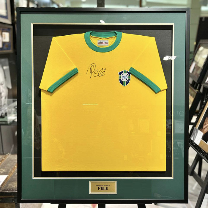Retro Brazil national team T-shirt with Pele's autograph