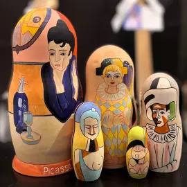 Matryoshka doll for 5 seats "Pablo Picasso" (19 cm)