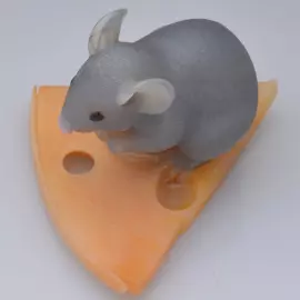 Скульптура бронзовая "Лев идущий" Скульптура бронзовая "Лев идущий"