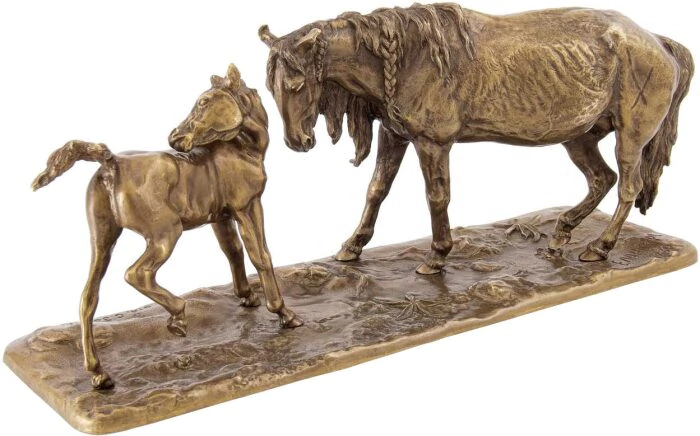 Bronze sculpture "Horse with foal in the wild"