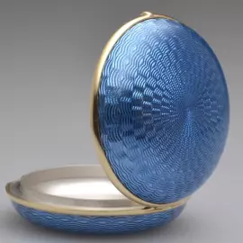 Скульптура бронзовая "Медведь с сундуком" Скульптура бронзовая "Медведь с сундуком"