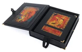 Книга в кожаном переплете "Омар Хайям. Рубаи" в коробе Книга в кожаном переплете "Омар Хайям. Рубаи" в коробе