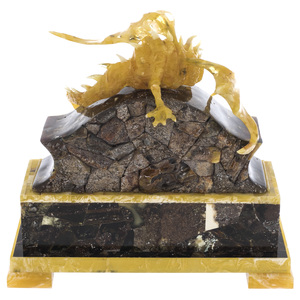 Watch made of amber "Dragon"