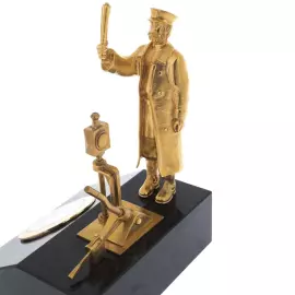 Статуэтка с часами "Железнодорожник у стрелки" Златоуст