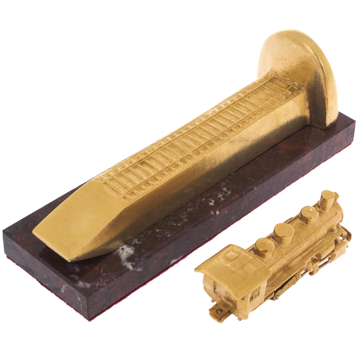 Souvenir "Steam locomotive on a crutch" Zlatoust