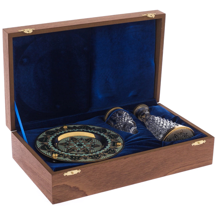 A set for vodka from a bottle and a dish with crystal, Zlatoust