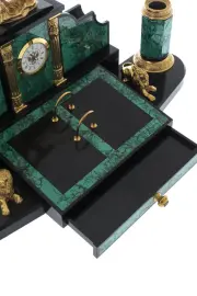 Настольный набор из малахита "Президентский" Златоуст Настольный набор из малахита "Президентский" Златоуст