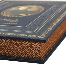 Книга в кожаном переплете Пушкин А.С.  "Собрание сочинений в 11-ти томах" Книга в кожаном переплете Пушкин А.С.  "Собрание сочинений в 11-ти томах"