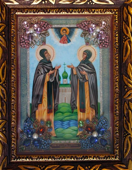 Icon with precious stones "Peter and Fevronia of Murom" gilded
