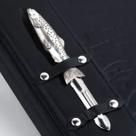 Книга в кожаном переплете "Рыбы и морепродукты России"