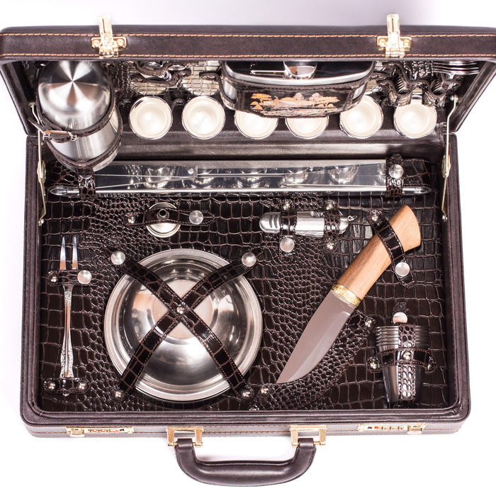 Набор для пикника подарочный "Люкс" (коричневый)