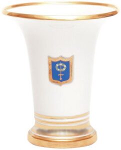 Porcelain vase "Empire" with a pattern "Cottage"