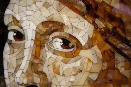 Панно из дерева и янтаря Ян Вермеер "Девушка с жемчужной серёжкой"