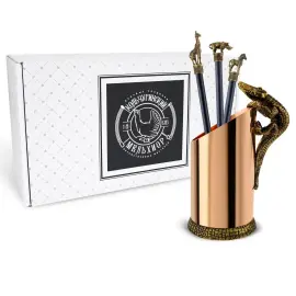 Латунный набор канцелярский "Сафари" с чернением, 4 предмета: карандашница, 3 карандаша Латунный набор канцелярский "Сафари" с чернением, 4 предмета: карандашница, 3 карандаша