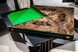 Гарнитур для игры в покер "Роял" с янтарной инкрустацией