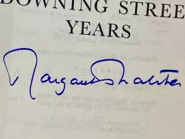 Книга "The Downing Street years" с автографом политического деятеля Маргарет Тэтчер