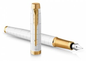 Подарочный набор: Ручка перьевая Parker IM Premium и золотистый ежедевник с золотым срезом