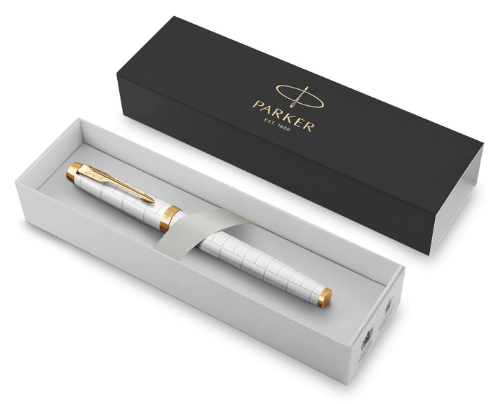 Подарочный набор: Ручка перьевая Parker IM Premium и золотистый ежедевник с золотым срезом