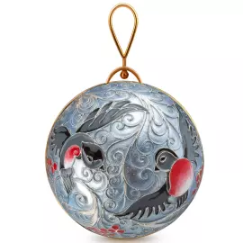 Ювелирный елочный шар "Снегири"