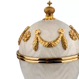 Ювелирная шкатулка-яйцо "Белая волна"