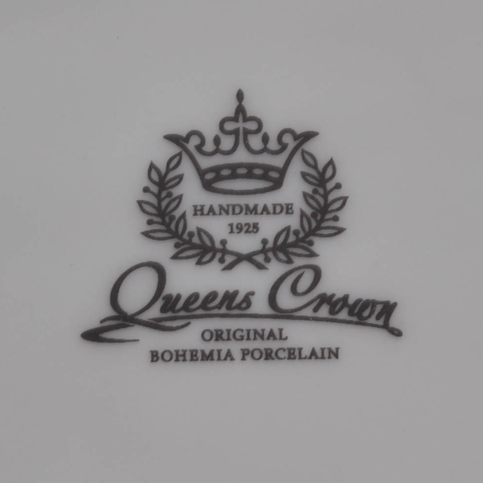 Барбарина "Queen's Crown. Охота бежевая"