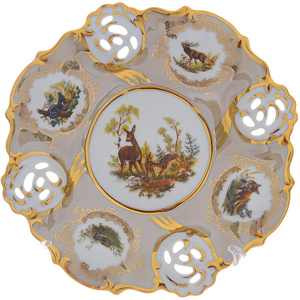 Барбарина "Queen's Crown. Охота бежевая"