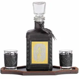 Графин в кожаном переплете "Фемида-4"  с накладкой