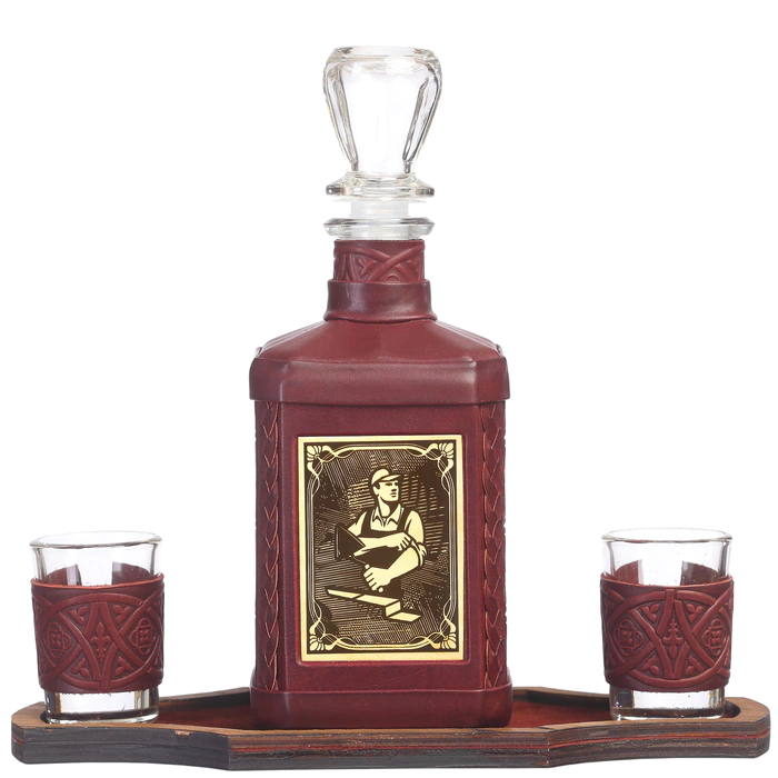 Decanter in a leather cover "To the Builder-3" with an overlay