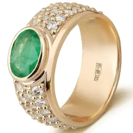 Кольцо из красного золота с изумрудом и бриллиантами Кольцо из красного золота с изумрудом и бриллиантами