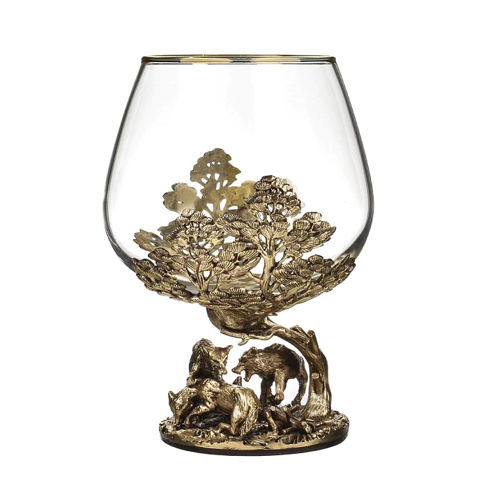 Set of cognac glasses "Wolves and Bear Hunting" in a wooden case