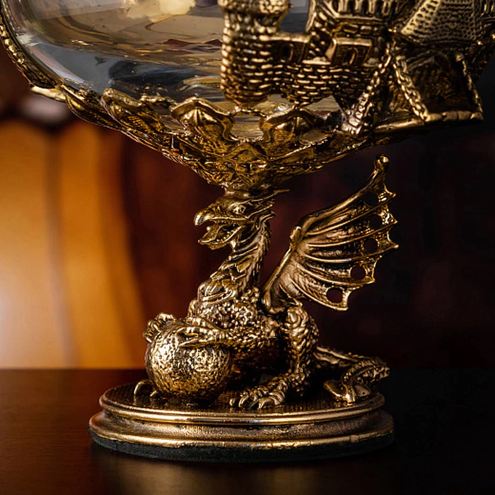Set of 2 glasses for cognac "Dragon on a ball" in a wooden box