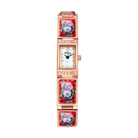 Декоративная корзина с красными розами Декоративная корзина с красными розами