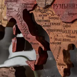 Карта мира из ценных пород дерева 3D "Экзотика", на заказ