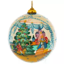 Деревянный елочный шар ручной работы "Щелкунчик"