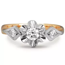 Кольцо из красного золота с бриллиантами