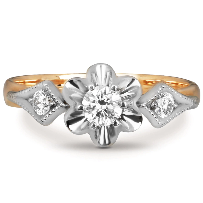 Red gold ring with diamonds